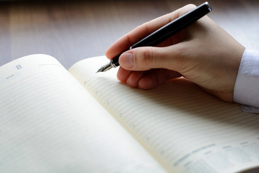 LeStallion fountain pen journal hero for Do fountain pens improve your handwriting