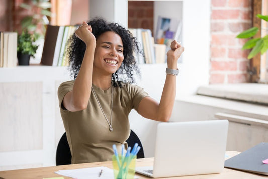 LeStallion journal hero for 7 Questions to Ask Yourself to Make the Most of Each Day